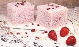玫瑰草莓Cake